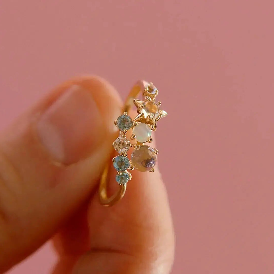 585 Gold "Aherz" - Cluster Opal Ring - Pearlsey