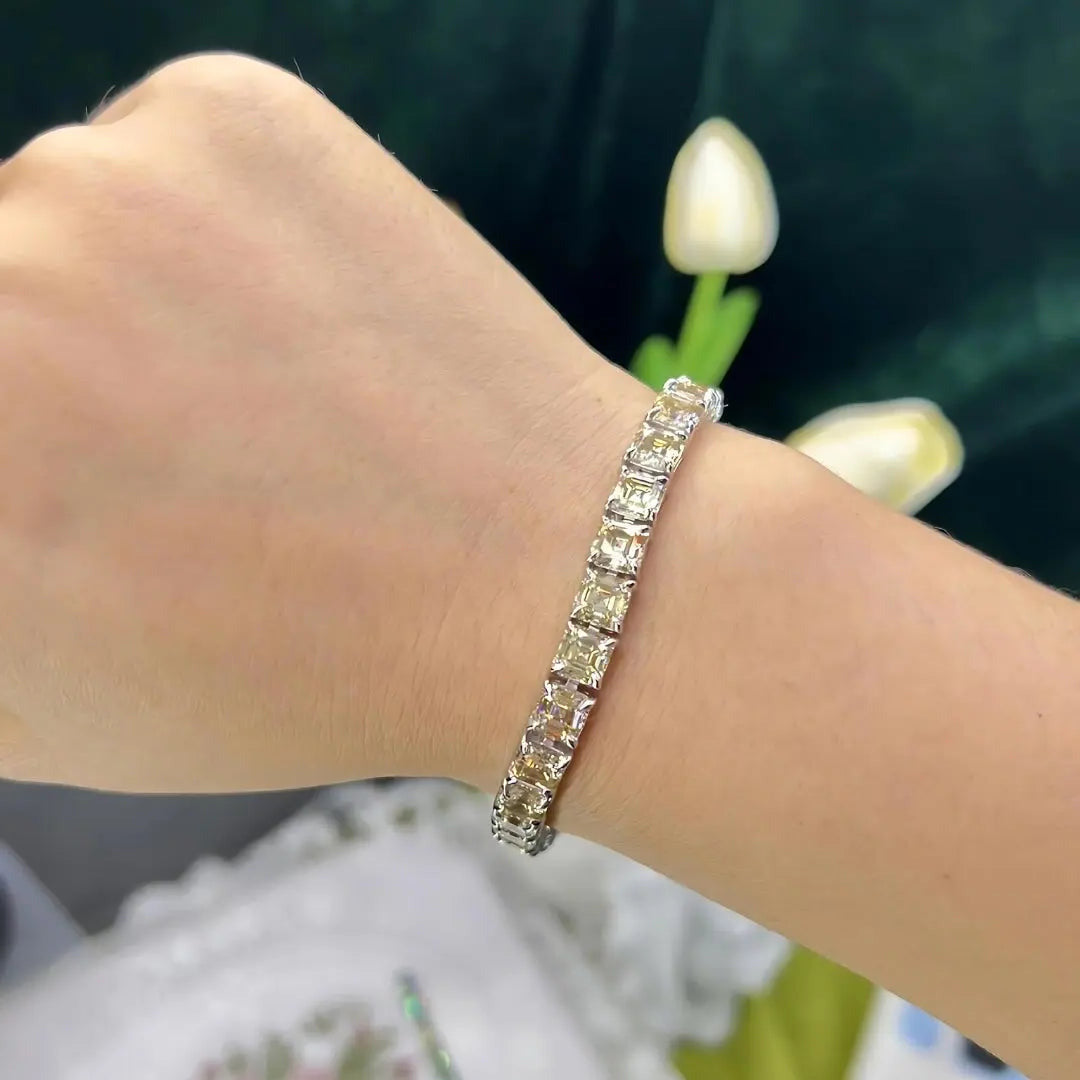 925er Silber Icy Tennis Chain mit farbigem Moissanitbesatz - Pearlsey