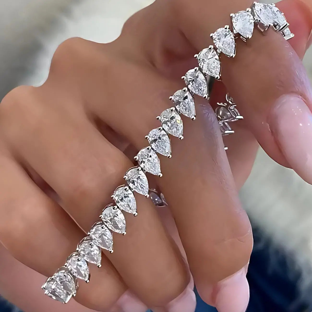 925er-Silber Moissanit Teardrop Armband "Candice" - Pearlsey