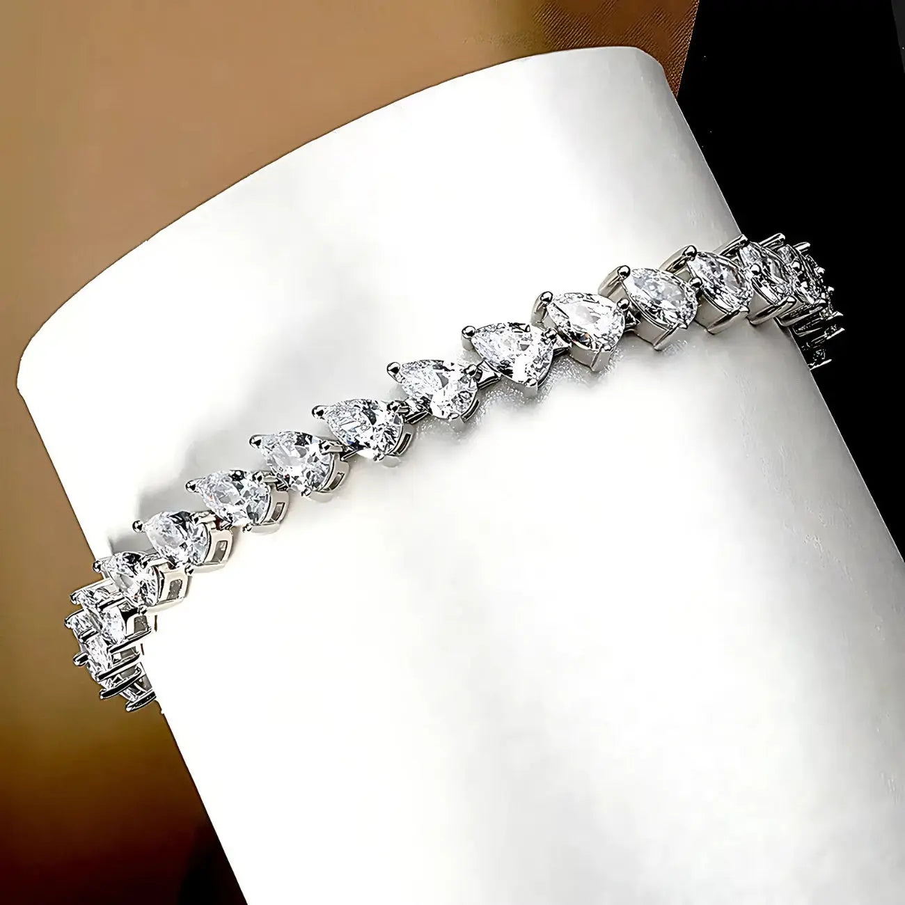 925er-Silber Moissanit Teardrop Armband "Candice" - Pearlsey