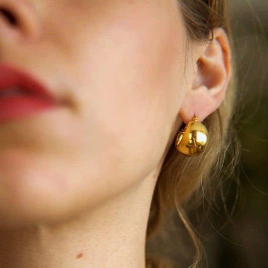 Ball Hoop Ohrringe "Hazal"- 18 Karat - Pearlsey