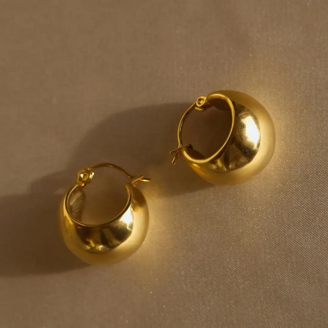 Ball Hoop Ohrringe "Hazal"- 18 Karat - Pearlsey