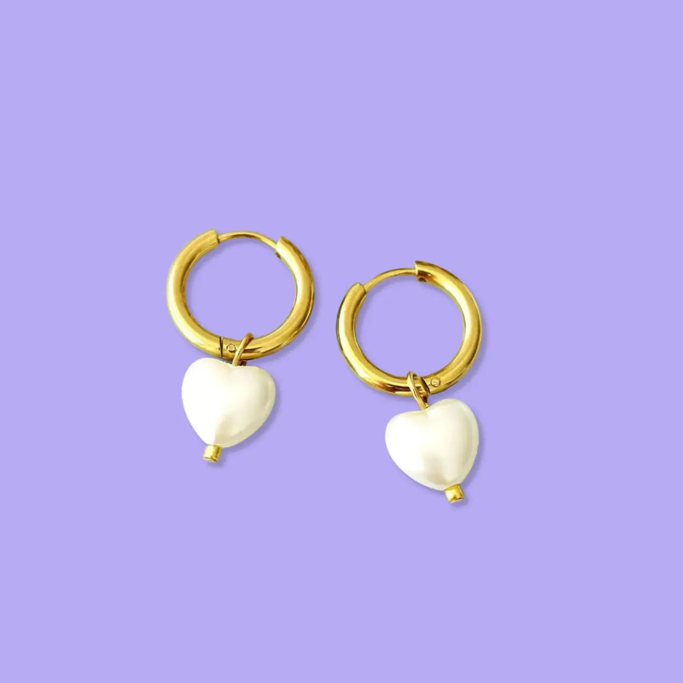 Creolen mit Herzanhänger in Perlmuttoptik - Pearlsey