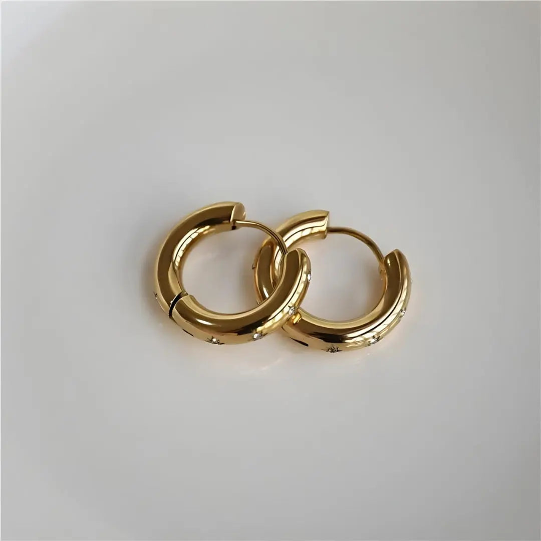 Golden Huggies "Faith Starburst" mit Zirokoniasteinbesatz - Pearlsey