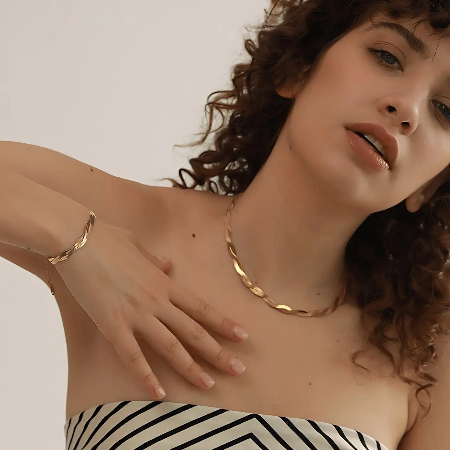 Halskette "Frances" - Twisted Snake Chain-18k - Pearlsey