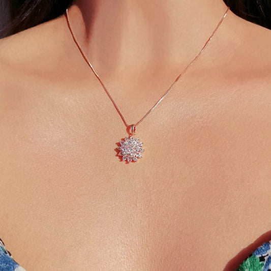 Halskette mit Sonnenblumen-Kristallanhänger -18k rosegold - Pearlsey