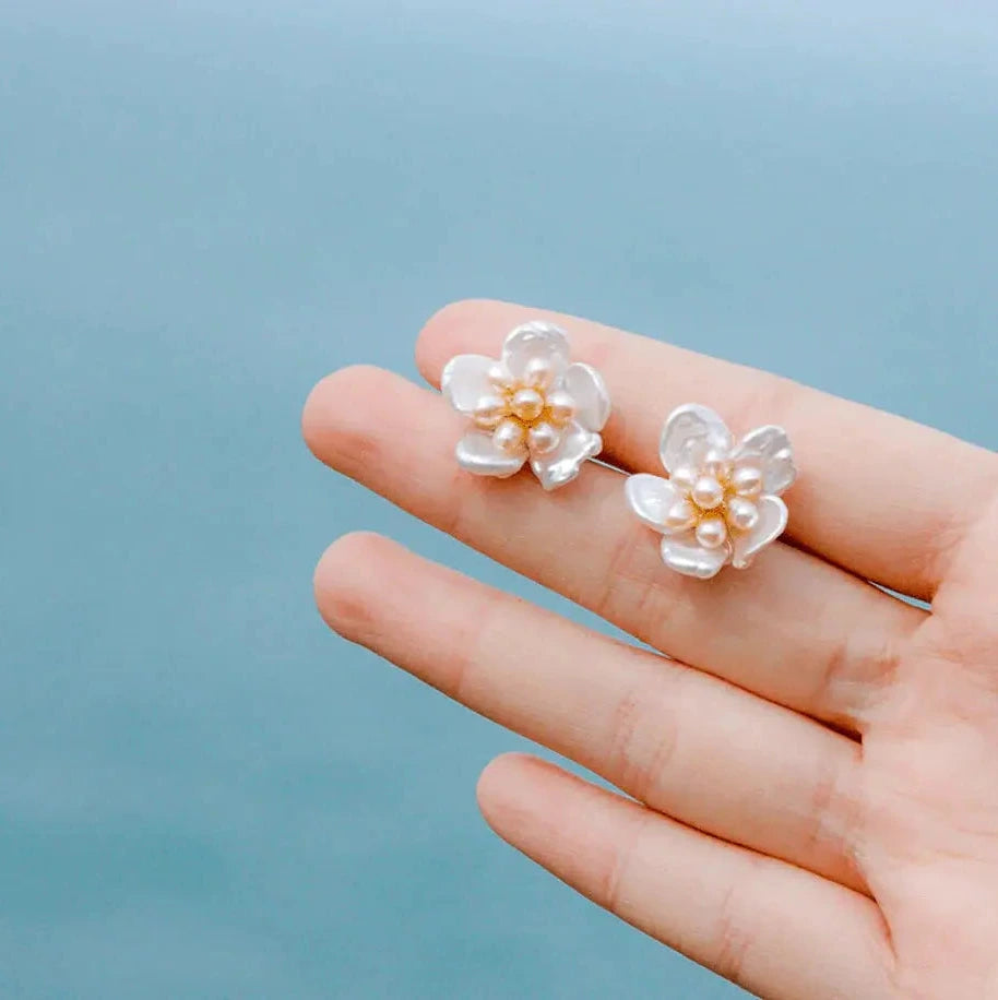 Keshi & Seed Pearl Flower Ohrringe - Pearlsey