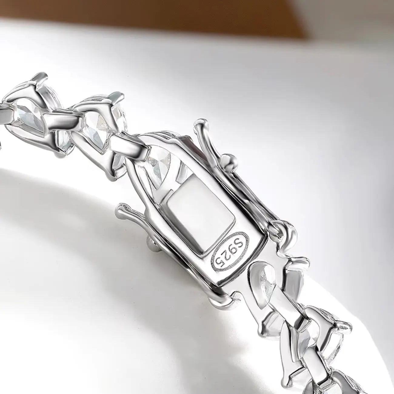 925er-Silber Moissanit Teardrop Armband "Candice" - Pearlsey