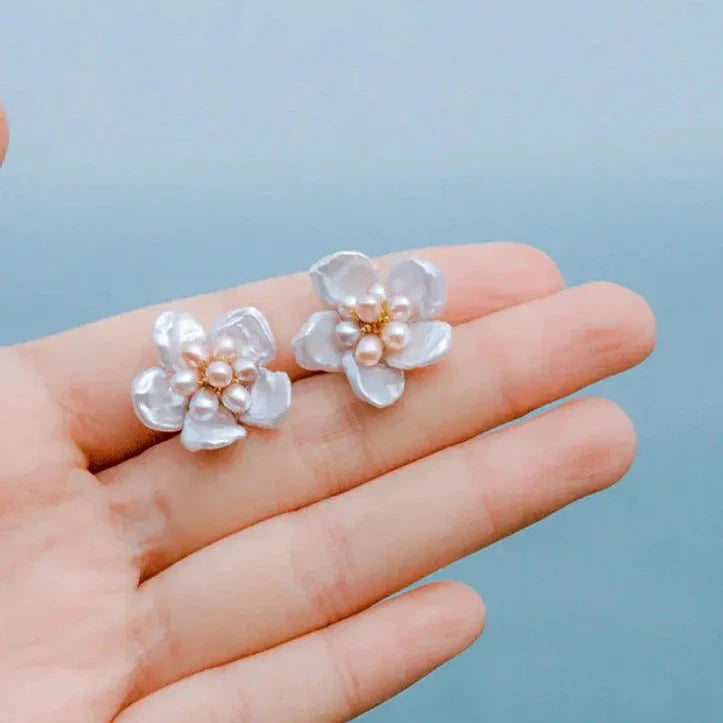 Keshi & Seed Pearl Flower Ohrringe - Pearlsey