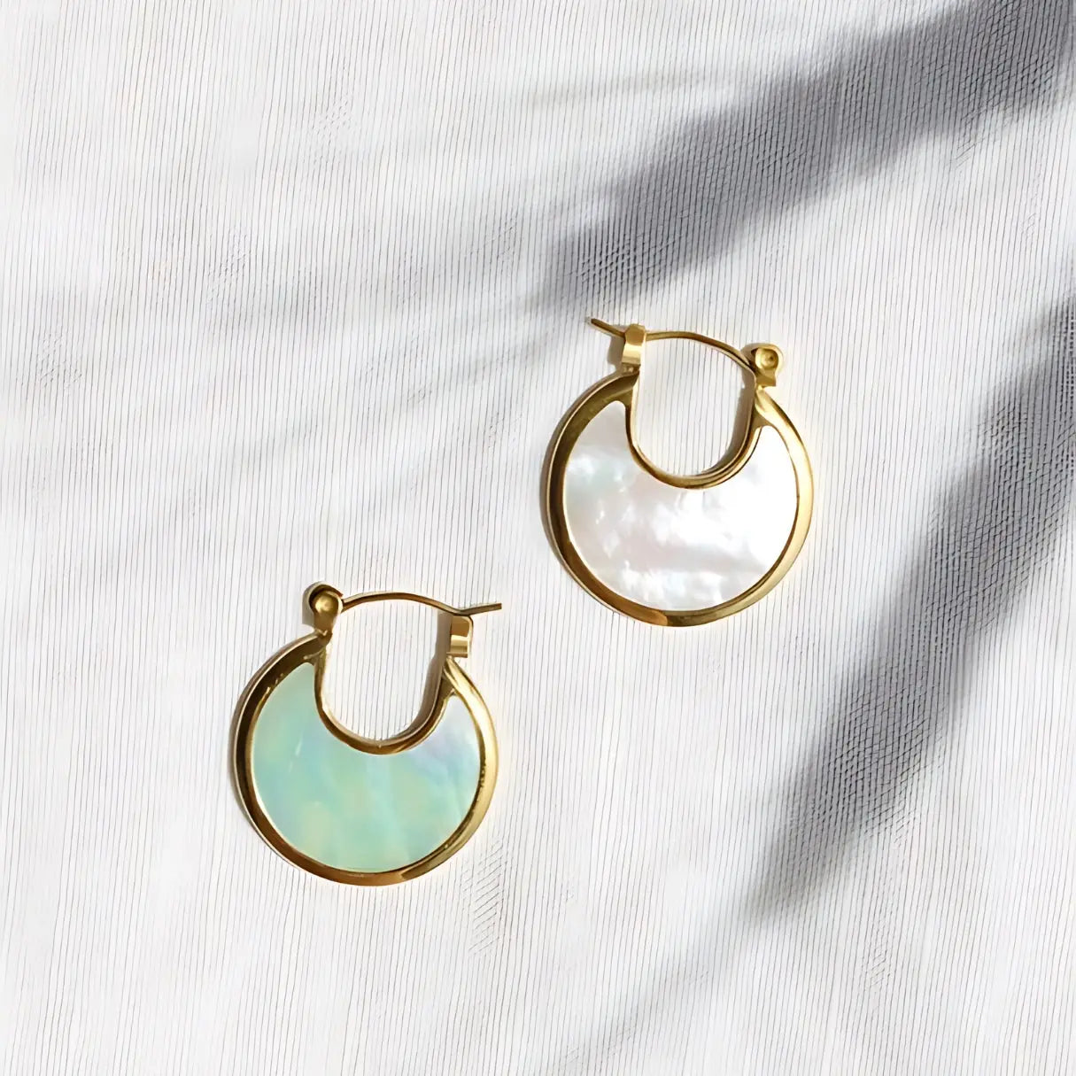 Peri - Ocean Hoops - Pearlsey